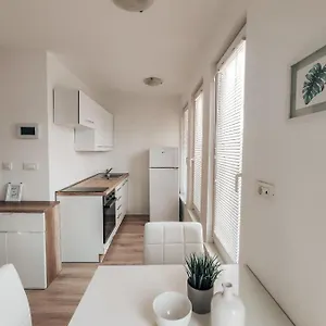  Apartment Studio Sanya Slowenien