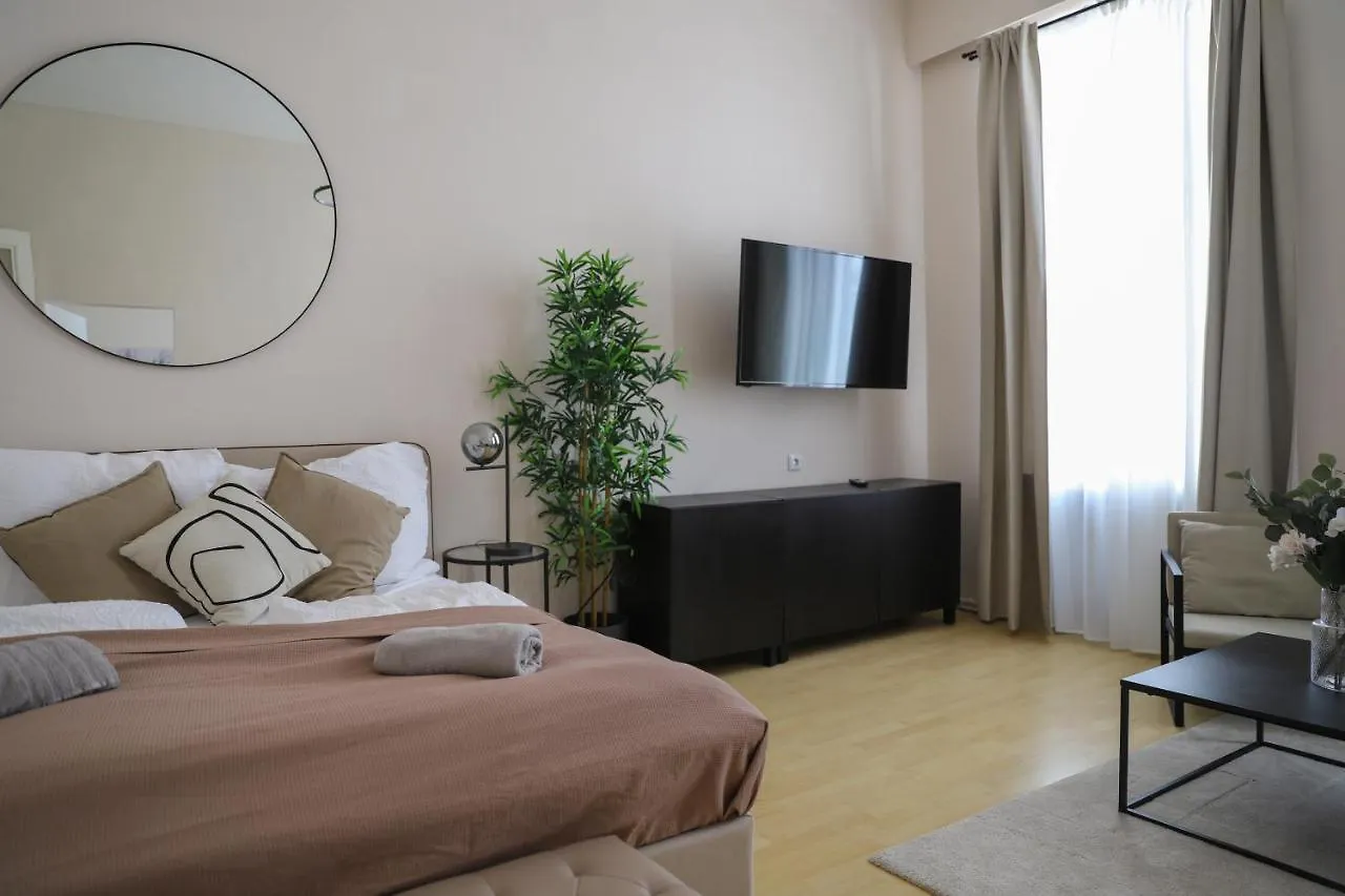 Spacious Apartment, 3 Min To U6 Metro Viena Apartament