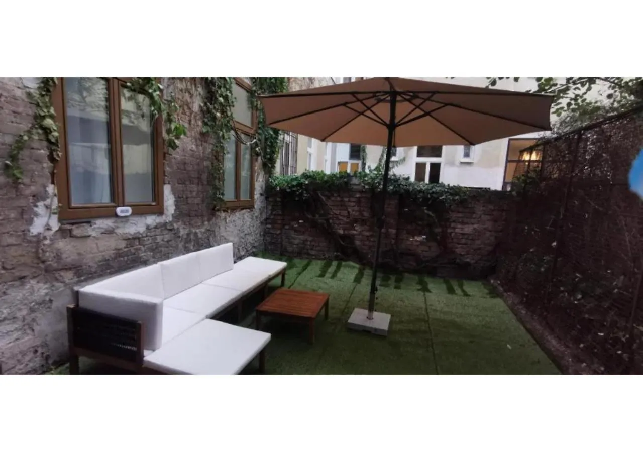 Apartament Spacious Apartment, 3 Min To U6 Metro Viena