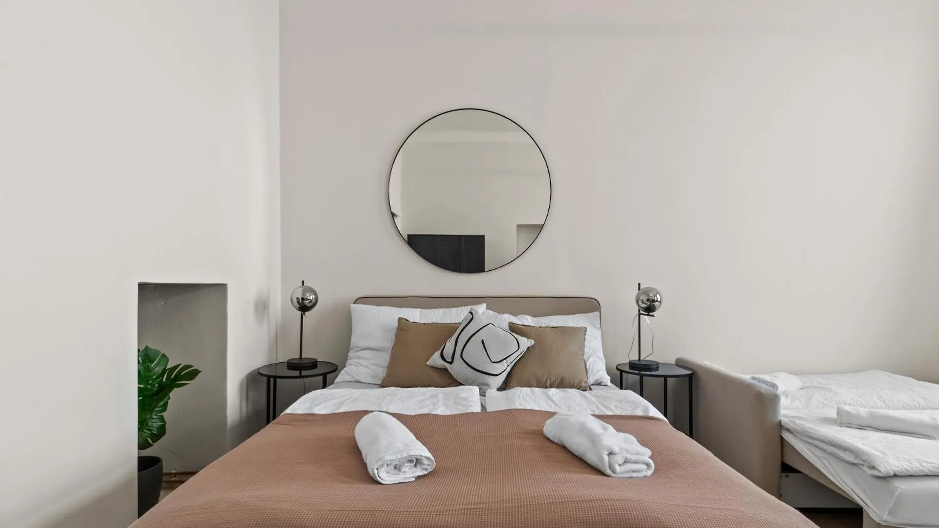 Apartament Spacious Apartment, 3 Min To U6 Metro Viena