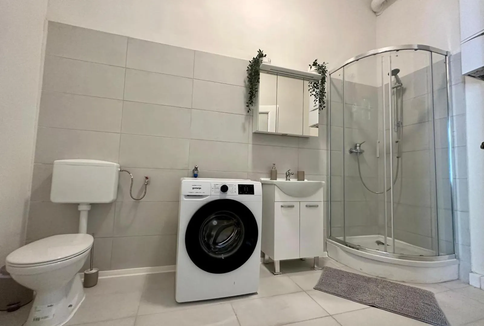 Spacious Apartment, 3 Min To U6 Metro Viena