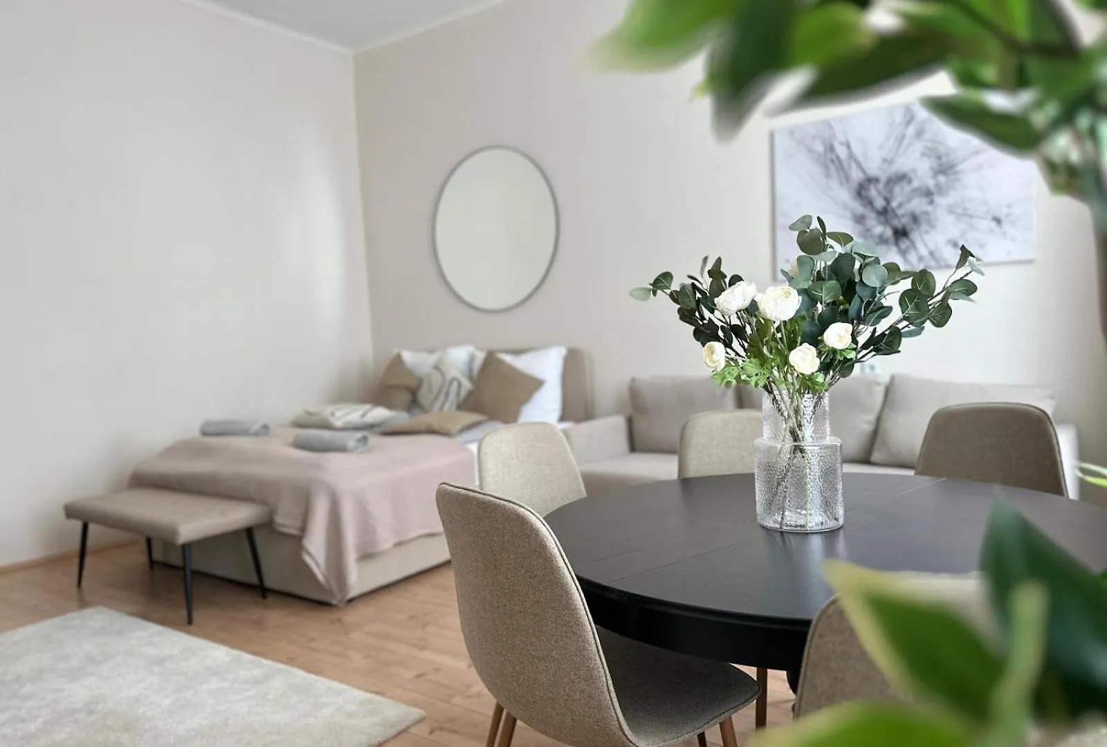 Apartament Spacious Apartment, 3 Min To U6 Metro Viena