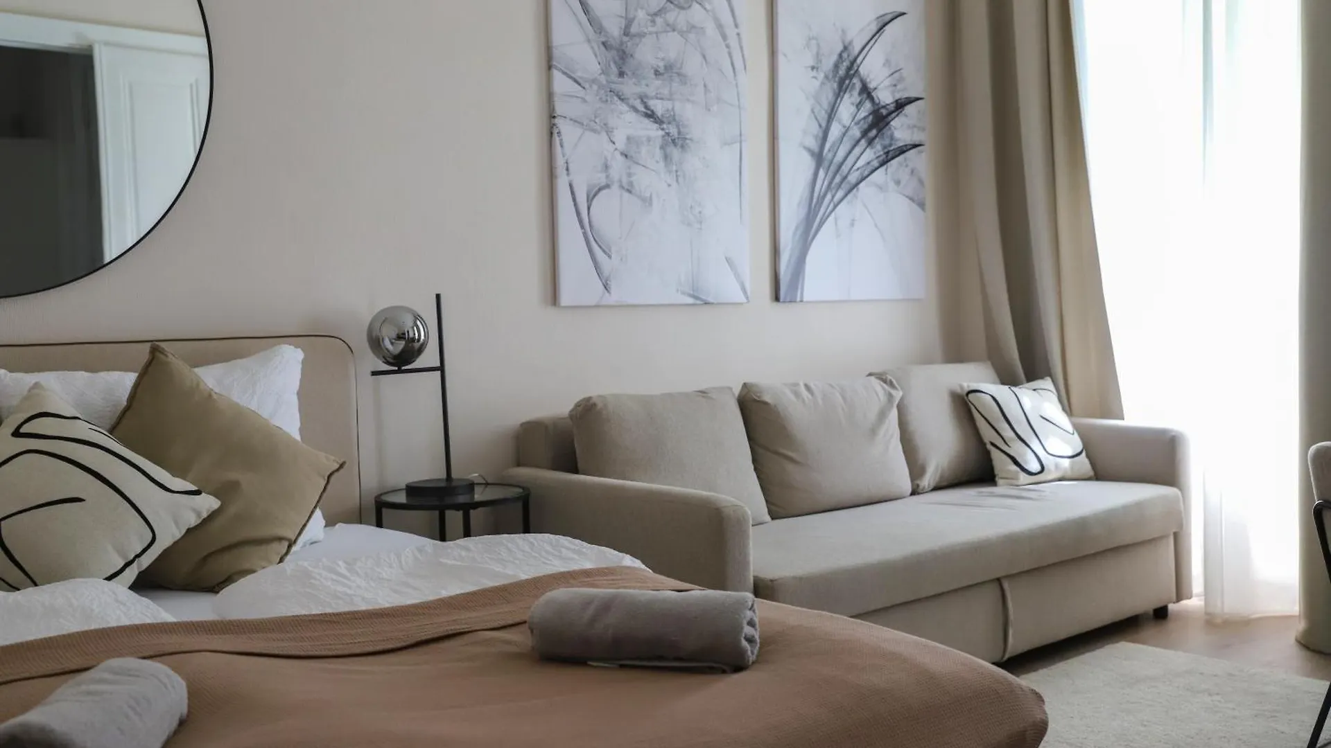 Spacious Apartment, 3 Min To U6 Metro Viena