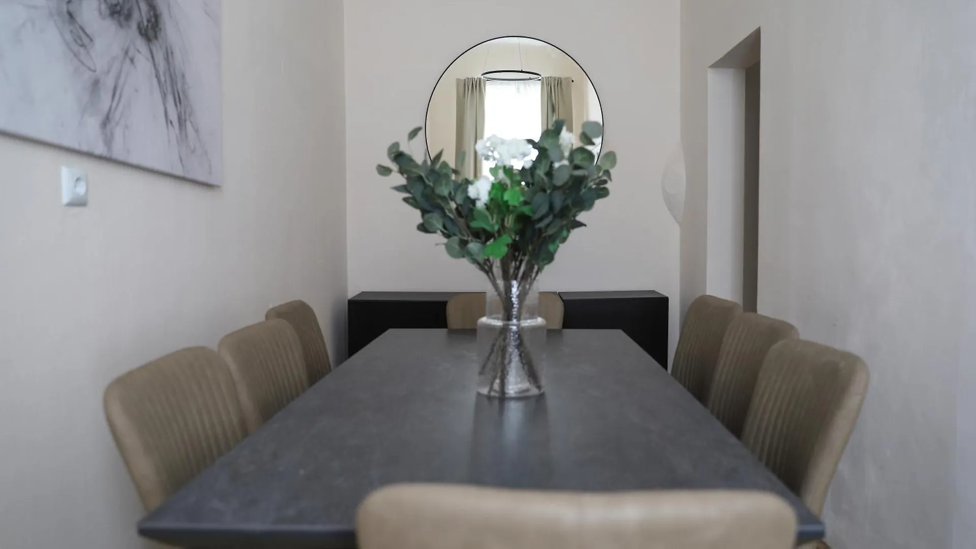 Spacious Apartment, 3 Min To U6 Metro Viena