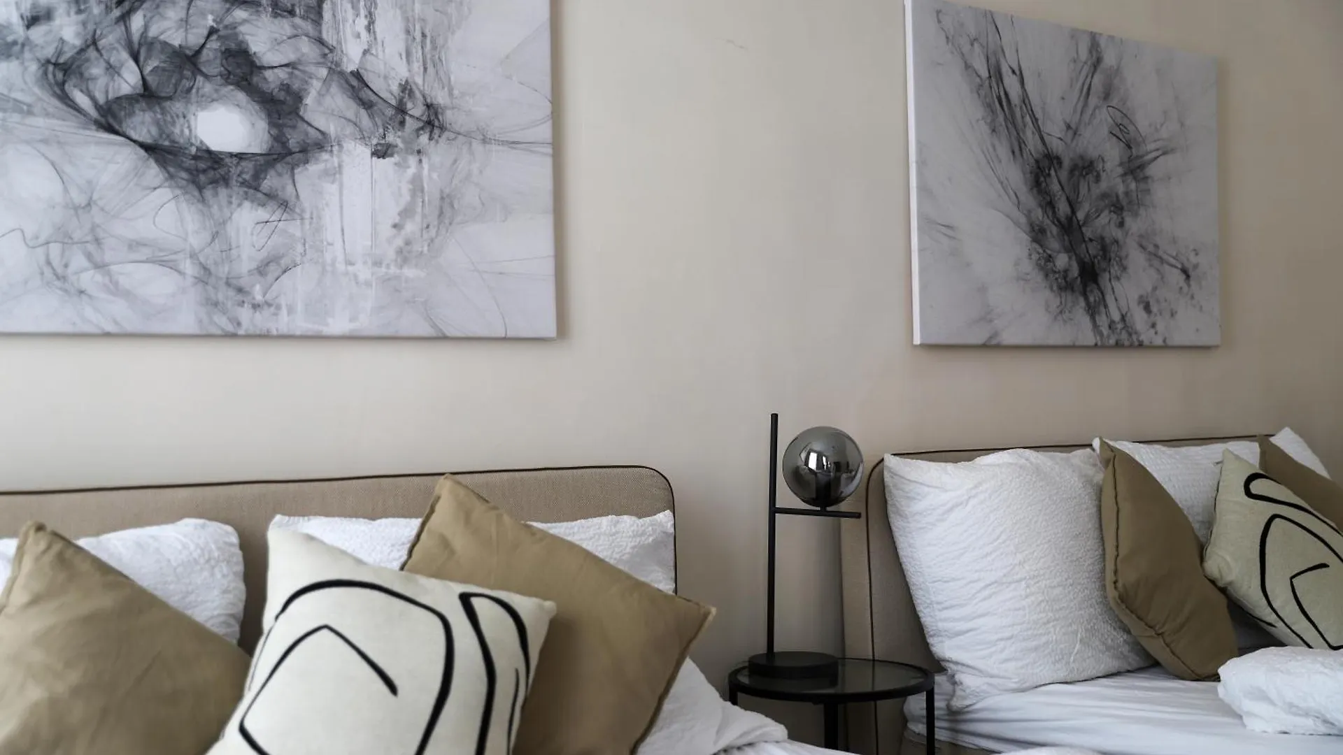 Apartament Spacious Apartment, 3 Min To U6 Metro Viena